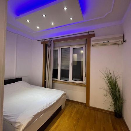Apartman Obilic Belgrado Buitenkant foto