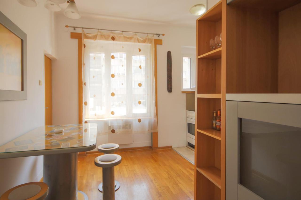 Apartman Obilic Belgrado Buitenkant foto