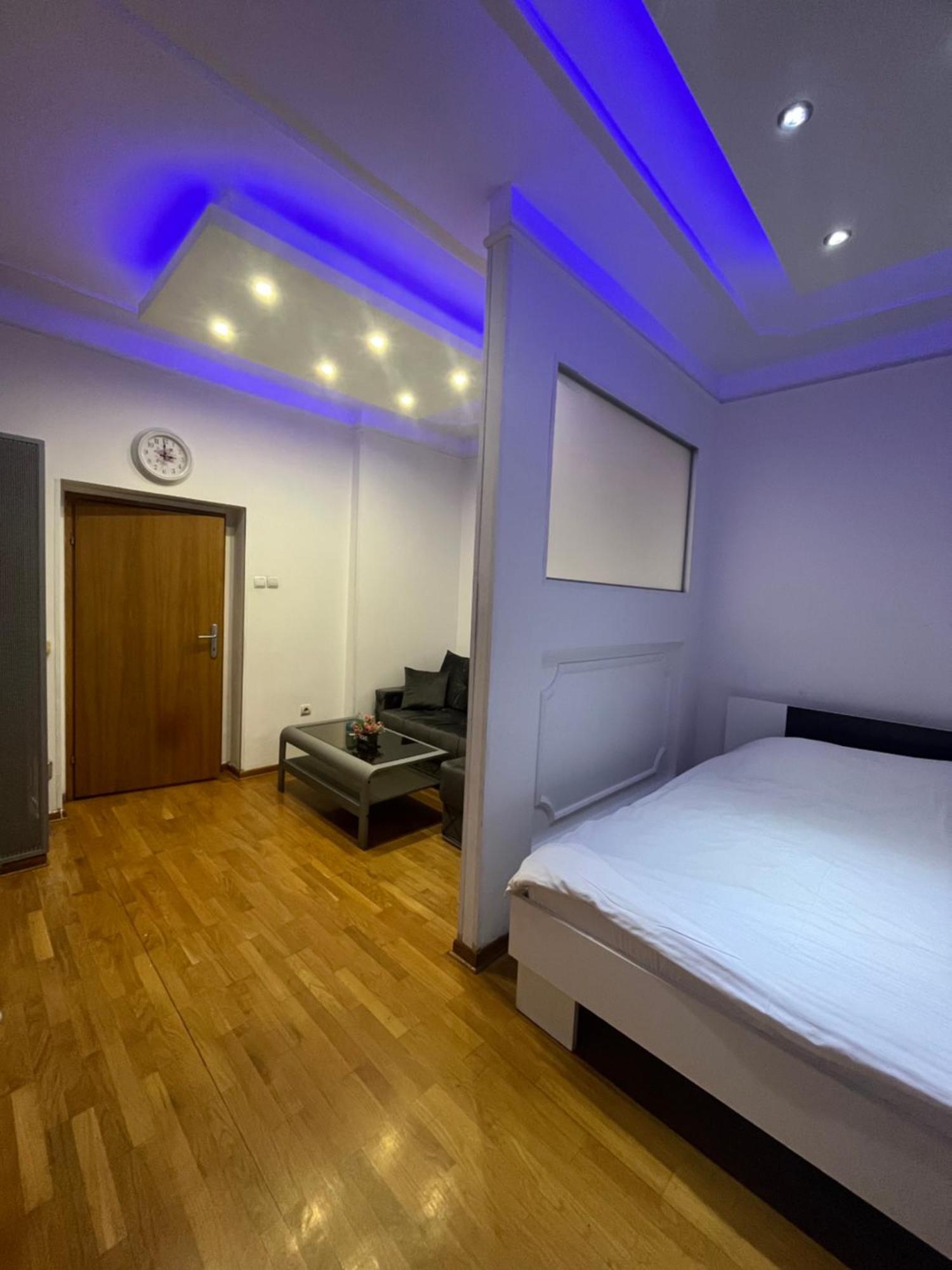 Apartman Obilic Belgrado Buitenkant foto